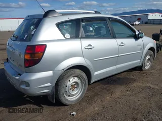 2005 Pontiac Vibe with VIN 5Y2SM63885Z423333, listed as a IAAI auction lot 41975190 with 201,284 mi miles. Bid and sale history available at carsss.com. Image 4.