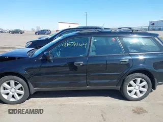 2006 Subaru Legacy Outback z VIN 4S4BP61C967313138, wystawiony jako IAAI lot #41978164 z przebiegiem 113 773 mil mil oraz . Historia ofert i sprzedaży dostępna na DreamBid. Obrazek 14.