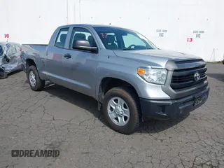 2014 Toyota Tundra SR with VIN 5TFUM5F1XEX056433, listed as a IAAI auction lot 41938976 with 58,045 mi miles and . Bid and sale history available at DreamBid. Image 1.
