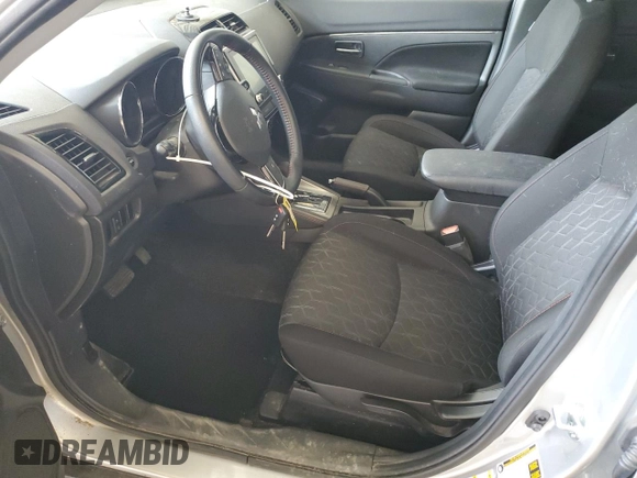 2024 Mitsubishi Outlander S z VIN JA4ARUAU3RU011318, wystawiony jako Copart lot #57679855 z przebiegiem 25 882 mil mil oraz Szkoda całkowita • Salvage title. Historia ofert i sprzedaży dostępna na DreamBid. Obrazek 7.