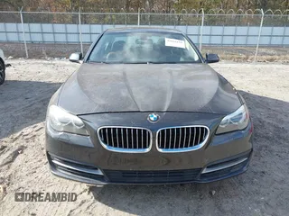 2014 BMW 5 Series 535d with VIN WBAXA5C52ED689245, listed as a IAAI auction lot 41016152 with 95,392 mi miles and . Bid and sale history available at carsss.com. Image 12.