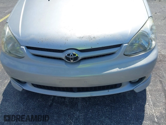 2003 Toyota ECHO with VIN JTDBT123935047533, listed as a IAAI auction lot 42143695 with 170,911 mi miles. Bid and sale history available at carsss.com. Image 12.