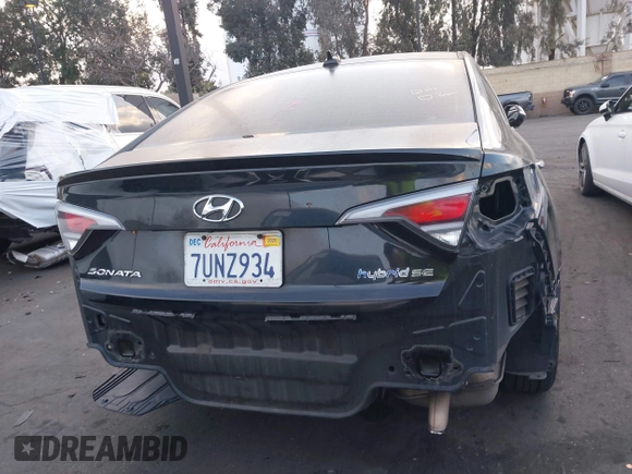 2017 Hyundai Sonata SE with VIN KMHE24L13HA055104, listed as a IAAI auction lot 41901568 with 100,456 mi miles and . Bid and sale history available at DreamBid. Image 17.