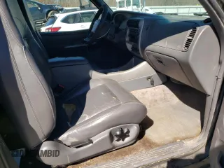 2002 Ford Explorer with VIN 1FMDU70E22UC35467, listed as a Copart auction lot 47790834 with 182,220 mi miles and Salvage title. Bid and sale history available at DreamBid. Image 6.