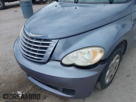 2007 Chrysler PT Cruiser with VIN 3A4FY48B27T542210, listed as a IAAI auction lot 42168132 with 190,000 mi miles. Bid and sale history available at carsss.com. Image 6.