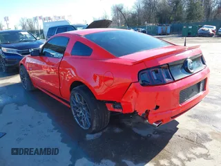 2013 Ford Mustang GT with VIN 1ZVBP8CFXD5215667, listed as a IAAI auction lot 41525268 with 129,561 mi miles and . Bid and sale history available at DreamBid. Image 3.