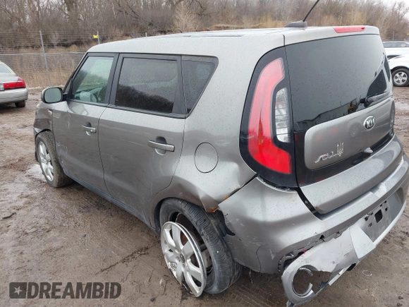 2018 Kia Soul + with VIN KNDJP3A55J7511773, listed as a IAAI auction lot 41747763 with 62,228 mi miles. Bid and sale history available at carsss.com. Image 3.