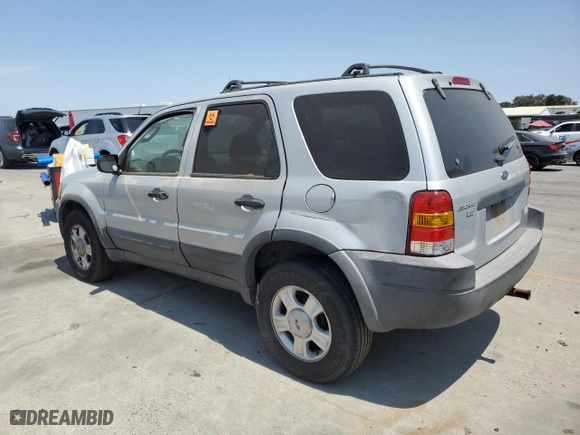 2002 Ford Escape XLT with VIN 1FMCU03152KC58829, listed as a Copart auction lot 61541644 with 0 mi miles and Clean Title. Bid and sale history available at carsss.com. Image 2.