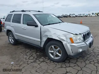 2007 Jeep Grand Cherokee Limited with VIN 1J8HR58N57C532416, listed as a IAAI auction lot 41719729 with 169,154 mi miles. Bid and sale history available at carsss.com. Image 1.
