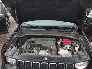 2022 Jeep Renegade Latitude with VIN ZACNJDB14NPN48047, listed as a IAAI auction lot 42494403 with 42,598 mi miles and . Bid and sale history available at DreamBid. Image 10.