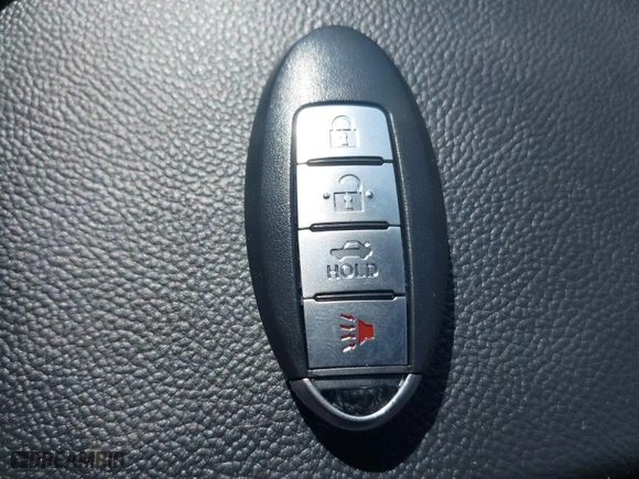 2009 Infiniti G37 Sedan Journey with VIN JNKCV61E99M311135, listed as a IAAI auction lot 42025379 with 198,785 mi miles. Bid and sale history available at carsss.com. Image 11.