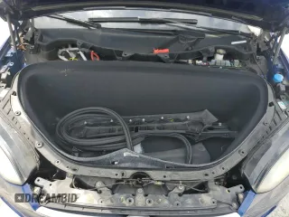 2016 Tesla Model X 70D z VIN 5YJXCBE27GF007972, wystawiony jako Copart lot #53945325 z przebiegiem 83 395 mil mil oraz Szkody całkowita. Historia ofert i sprzedaży dostępna na DreamBid. Obrazek 12.