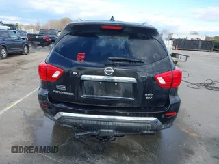 2019 Nissan Pathfinder S z VIN 5N1DR2MM5KC584974, wystawiony jako IAAI lot #41174506 z przebiegiem 76 466 mil mil oraz . Historia ofert i sprzedaży dostępna na DreamBid. Obrazek 16.