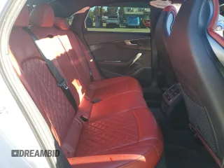 2018 Audi S4 Premium Plus z VIN WAUB4AF43JA115973, wystawiony jako Copart lot #86988524 z przebiegiem 60 931 mil mil oraz Szkoda całkowita • Salvage title. Historia ofert i sprzedaży dostępna na DreamBid. Obrazek 10.
