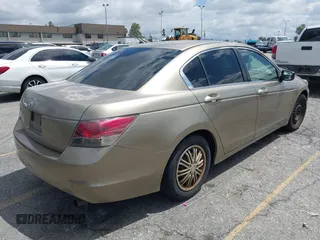 2008 Honda Accord LX z VIN JHMCP26318C025410, wystawiony jako IAAI lot #42244352 z przebiegiem 187 929 mil mil oraz . Historia ofert i sprzedaży dostępna na DreamBid. Obrazek 4.