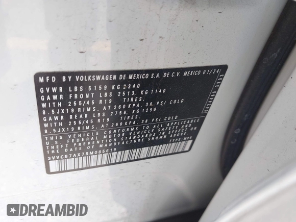 2024 Volkswagen Tiguan SE R-Line Black with VIN 3VVCB7AX7RM085619, listed as a IAAI auction lot 42325566 with 10,615 mi miles and . Bid and sale history available at DreamBid. Image 9.