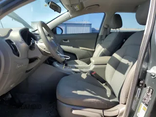 2014 Kia Sportage LX with VIN KNDPB3AC3E7559818, listed as a Copart auction lot 54209915 with 177,943 mi miles and Clean Title. Bid and sale history available at carsss.com. Image 7.