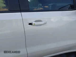 2019 Chevrolet Silverado 1500 RST with VIN 1GCUYEED2KZ264502, listed as a IAAI auction lot 42191764 with 80,356 mi miles and . Bid and sale history available at DreamBid. Image 6.
