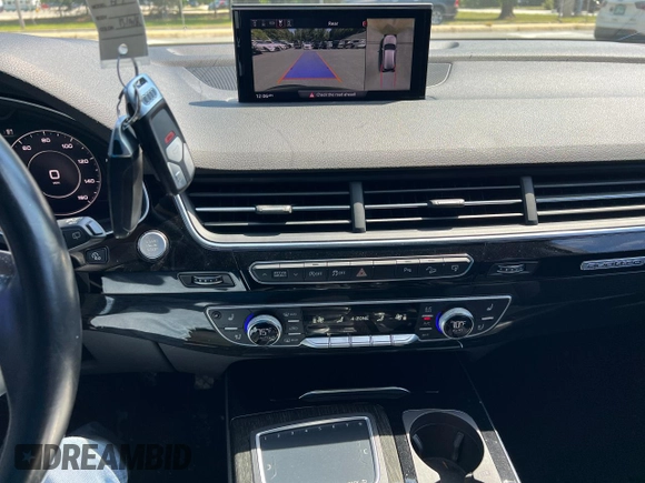 2017 Audi Q7 Premium Plus with VIN WA1LAAF74HD011084, listed as a Copart auction lot 62784675 with 167,905 mi miles and Clean title. Bid and sale history available at DreamBid. Image 10.