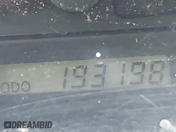 2003 Toyota Camry LE with VIN 4T1BE32K13U787169, listed as a IAAI auction lot 41910931 with 193,198 mi miles and . Bid and sale history available at DreamBid. Image 7.