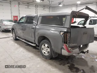 2013 Toyota Tundra 4WD Truck with VIN 5TFDW5F16DX305917, listed as a IAAI auction lot 41640555 with 255,812 mi miles. Bid and sale history available at carsss.com. Image 3.