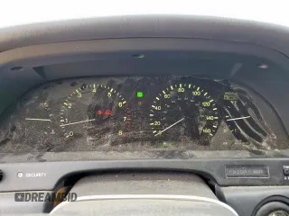 1990 Lexus LS z VIN JT8UF11E0L0003497, wystawiony jako Copart lot #58539825 z przebiegiem 192 016 mil mil oraz Tytuł czysty. Historia ofert i sprzedaży dostępna na DreamBid. Obrazek 9.