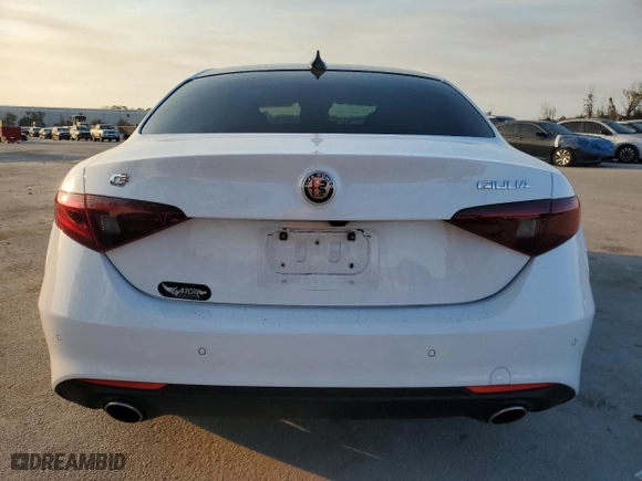2021 Alfa Romeo Giulia with VIN ZARFAMAN7M7641738, listed as a Copart auction lot 43417545 with 42,426 mi miles and Non Repairable. Bid and sale history available at carsss.com. Image 6.