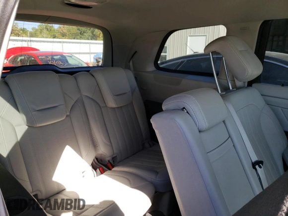 2015 Mercedes-Benz GL-Class GL 450 with VIN 4JGDF6EEXFA592240, listed as a Copart auction lot 62191362 with 32,140 mi miles. Bid and sale history available at carsss.com. Image 6.
