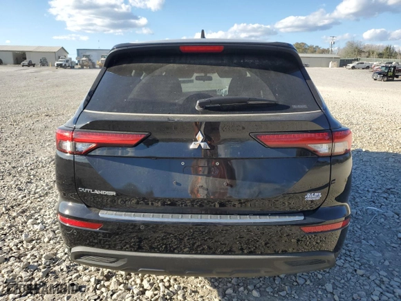 2024 Mitsubishi Outlander ES with VIN JA4J4UA85RZ079088, listed as a Copart auction lot 80286794 with 6,098 mi miles and Salvage Title. Bid and sale history available at carsss.com. Image 6.