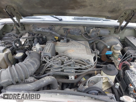 2000 Ford Explorer z VIN 1FMZU85P9YUB30553, wystawiony jako IAAI lot #42503777 z przebiegiem 209 062 mil mil oraz . Historia ofert i sprzedaży dostępna na DreamBid. Obrazek 10.