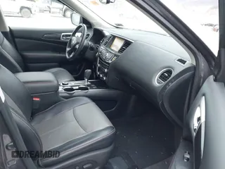2019 Nissan Pathfinder S z VIN 5N1DR2MM0KC629304, wystawiony jako IAAI lot #41342768 z przebiegiem 48 529 mil mil oraz . Historia ofert i sprzedaży dostępna na DreamBid. Obrazek 5.