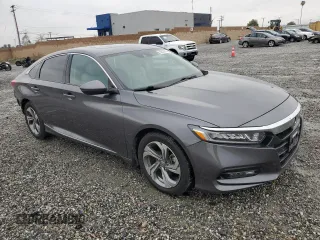 2018 Honda Accord EX-L z VIN 1HGCV1F5XJA110641, wystawiony jako Copart lot #55830625 z przebiegiem 75 198 mil mil oraz Szkoda całkowita • Salvage title. Historia ofert i sprzedaży dostępna na DreamBid. Obrazek 4.