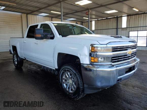 2018 Chevrolet Silverado 3500HD LT with VIN 1GC4KZEY4JF150321, listed as a Copart auction lot 53146425 with 149,985 mi miles and Clean Title. Bid and sale history available at DreamBid. Image 4.