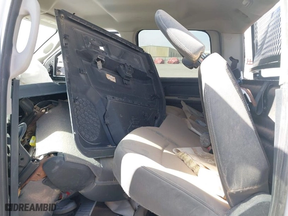 2018 Ram 2500 Tradesman with VIN 3C6UR5HJ5JG284277, listed as a IAAI auction lot 41708541 with 1 mi miles. Bid and sale history available at carsss.com. Image 8.