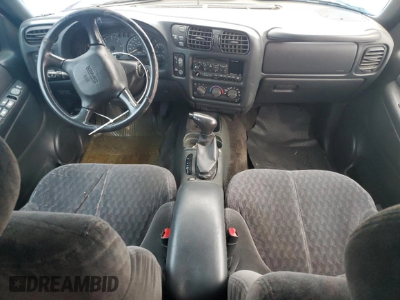 2001 GMC Jimmy SLE with VIN 1GKDT13W912185013, listed as a Copart auction lot 83922514 with 0 mi miles and Salvage Title. Bid and sale history available at carsss.com. Image 8.