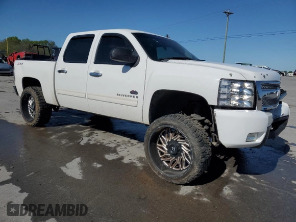 2011 Chevrolet Silverado 1500 LT with VIN 3GCPKSE30BG192400, listed as a Copart auction lot 53312825 with 150,661 mi miles and Salvage Title. Bid and sale history available at DreamBid. Image 4.