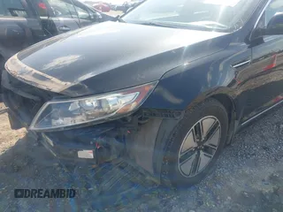 2012 Kia Optima Hybrid with VIN KNAGM4AD8C5013501, listed as a IAAI auction lot 41967304 with 181,673 mi miles. Bid and sale history available at carsss.com. Image 15.