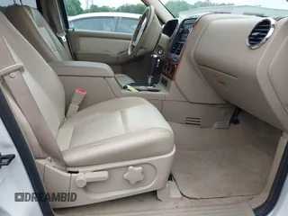 2009 Ford Explorer Eddie Bauer z VIN 1FMEU74E39UA07566, wystawiony jako IAAI lot #42352659 z przebiegiem 175 925 mil mil oraz . Historia ofert i sprzedaży dostępna na DreamBid. Obrazek 5.