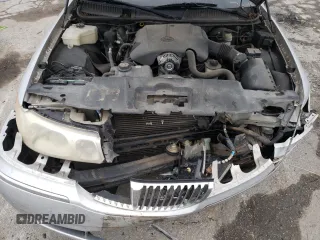 2001 Lincoln Town Car Cartier z VIN 1LNHM83W81Y629753, wystawiony jako Copart lot #36916024 z przebiegiem 150 875 mil mil oraz Szkoda całkowita • Salvage title. Historia ofert i sprzedaży dostępna na DreamBid. Obrazek 12.