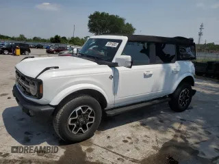 2021 Ford Bronco with VIN 1FMEE5BP2MLA94820, listed as a Copart auction lot 52015085 with 33,606 mi miles and Salvage title. Bid and sale history available at DreamBid. Image 1.