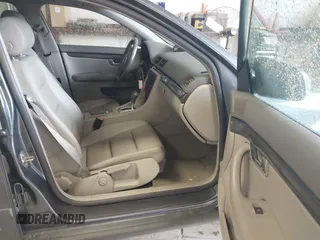 2004 Audi A4 1.8T z VIN WAULC68E04A055889, wystawiony jako IAAI lot #41986309 z przebiegiem 124 598 mil mil oraz . Historia ofert i sprzedaży dostępna na DreamBid. Obrazek 5.