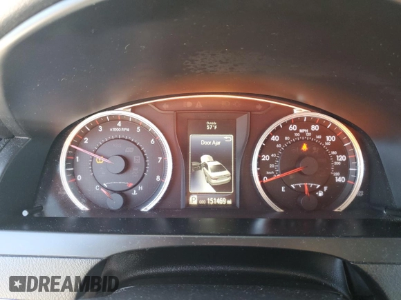 2015 Toyota Camry XLE with VIN 4T1BF1FK3FU081854, listed as a Copart auction lot 47795495 with 151,469 mi miles and Clean Title. Bid and sale history available at DreamBid. Image 9.