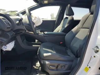 2023 Toyota bZ4X XLE z VIN JTMABACAXPA023864, wystawiony jako Copart lot #60647154 z przebiegiem 6 588 mil mil oraz Szkoda całkowita • Salvage title. Historia ofert i sprzedaży dostępna na DreamBid. Obrazek 7.