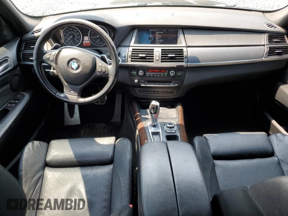 2013 BMW X5 xDrive50i с VIN 5UXZV8C54DL899186, выставлен на аукционе Copart как лот 59593505 с пробегом 141 652 миль миль и Списание • Salvage title. История ставок и продаж доступна на DreamBid. Изображение 8.