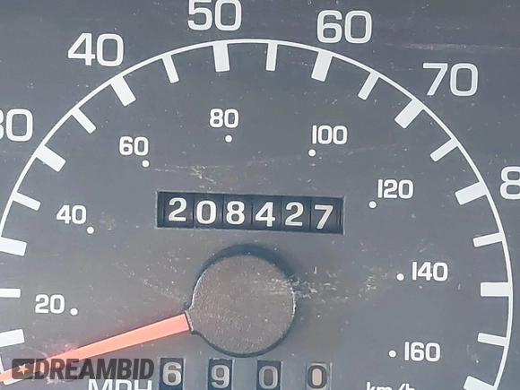 2001 Ford F-350 XL with VIN 1FTSX31F91EA40154, listed as a IAAI auction lot 41561772 with 208,427 mi miles and . Bid and sale history available at DreamBid. Image 14.