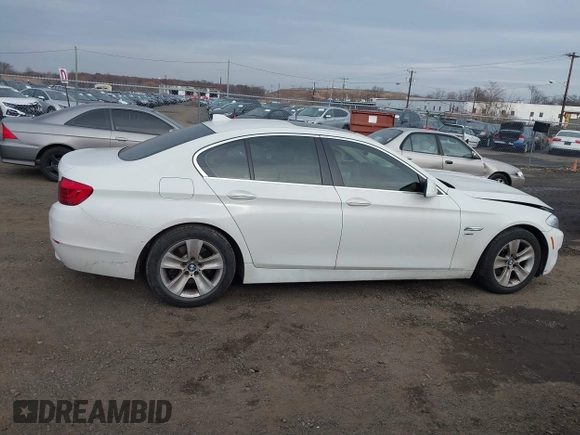 2012 BMW 5 Series 528i xDrive with VIN WBAXH5C53CDW10660, listed as a IAAI auction lot 41016708 with 157,757 mi miles and . Bid and sale history available at carsss.com. Image 13.