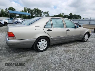 1995 Mercedes-Benz S с VIN WDBGA57E0SA258864, выставлен на аукционе Copart как лот 64513175 с пробегом 110 770 миль миль и Чистый • Clean title. История ставок и продаж доступна на DreamBid. Изображение 3.
