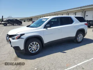 2020 Chevrolet Traverse LS z VIN 1GNERFKW6LJ267181, wystawiony jako Copart lot #52108715 z przebiegiem 76 959 mil mil oraz Szkoda całkowita • Salvage title. Historia ofert i sprzedaży dostępna na DreamBid. Obrazek 1.