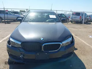 2019 BMW 5 Series 540i с VIN WBAJE5C5XKWW20300, выставлен на аукционе IAAI как лот 42139380 с пробегом 32 802 миль миль и . История ставок и продаж доступна на DreamBid. Изображение 12.