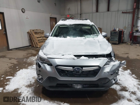 2022 Subaru Crosstrek Limited with VIN JF2GTHMC6NH269008, listed as a IAAI auction lot 41609956 with 34,219 mi miles. Bid and sale history available at carsss.com. Image 12.